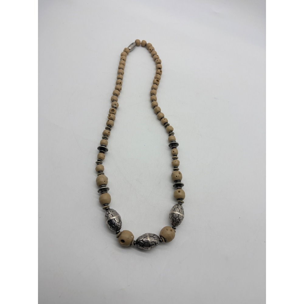 Boho Artisan Tan Carved Bead Necklace Silver Tone Ornate Metal Accents 28 Inch - Picture 6 of 11